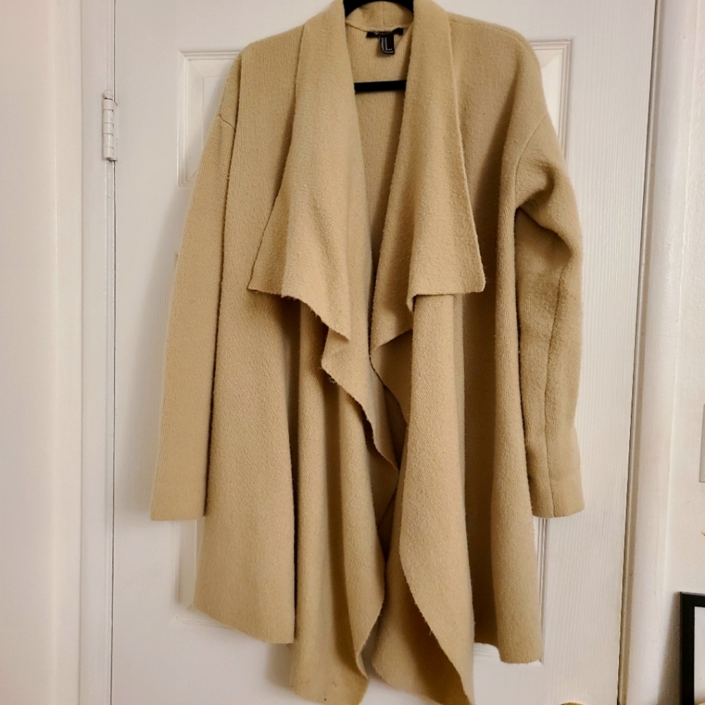 Oversized sweater cardigan